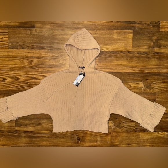 NASTY GAL Women’s Hooded Knit Cropped Sweater size M - Picture 10 of 11